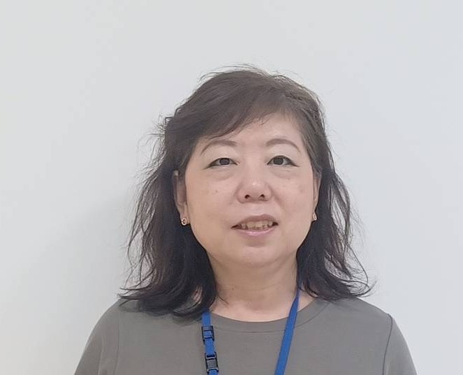 矢谷　真弓